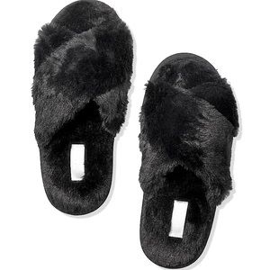 VS PINK Crossover Slippers